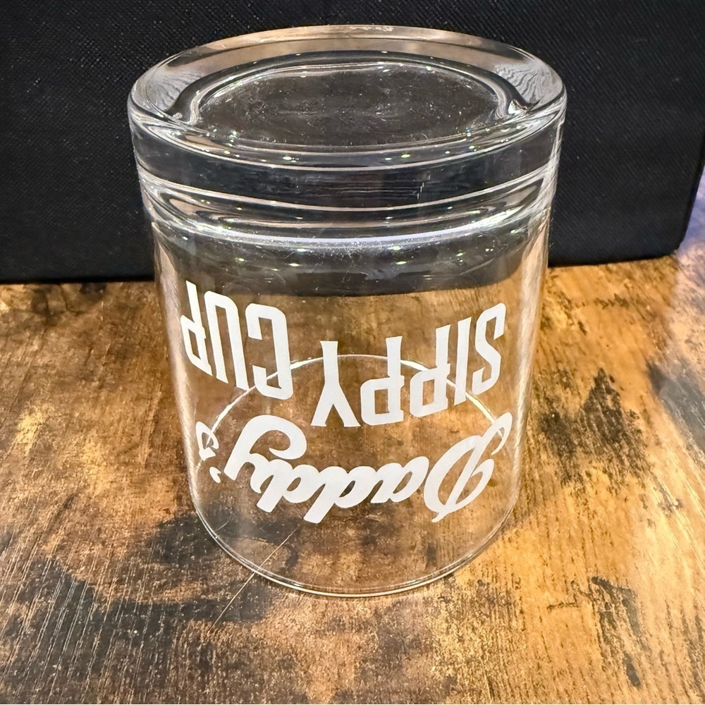 Daddy's Sippy Cup Rocks Glass - Picture 5 of 5